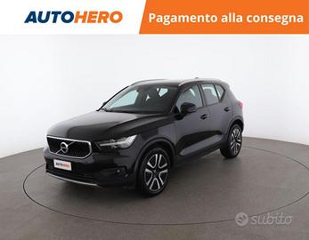 VOLVO XC40 T2 Geartronic Momentum Pro