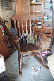 sedia a dondolo in legno