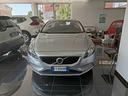 volvo-v40-d2-r-design-automatica