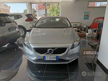 Volvo V40 D2 R-design automatica