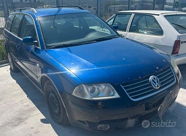 VOLKSWAGEN PASSAT per ricambi usati