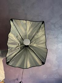 Luci da set fotografico e trepiedi