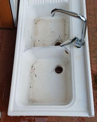 Lavello in ceramica