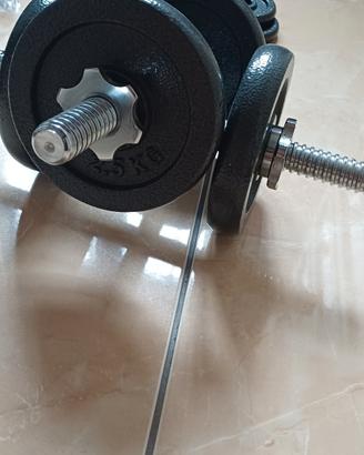 set  2 manubri  e bilanciere 30kg