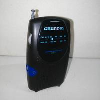 Mini Radio portatile marca Grundig, vintage