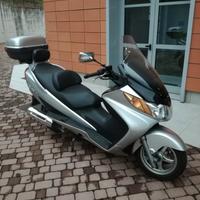 Suzuki Burgman 400 - 2004