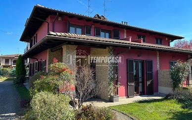 Villa Bifamiliare a Castel San Giovanni 5 locali