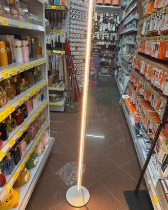 Luce per casa(prezzo trattabile)