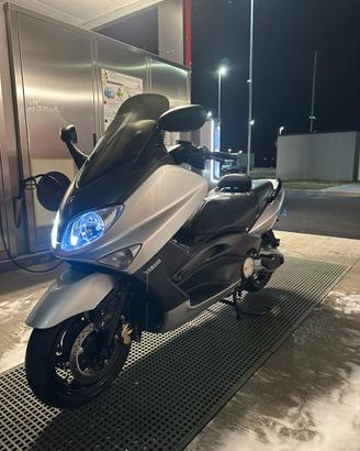 Yamaha T Max 500