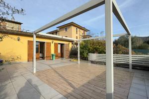 Villa di 504 m² con più di 5 locali e box auto dop