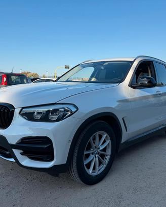 Bmw X3 sDrive18d xLine