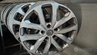 2 cerchi lega da R17 per Renault Kadjar / Captur