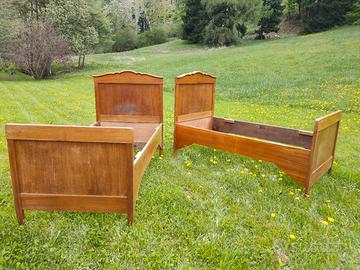 Letti singoli in legno vintage