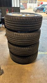 Set di 4 cherchi in lega originali AUDI R16