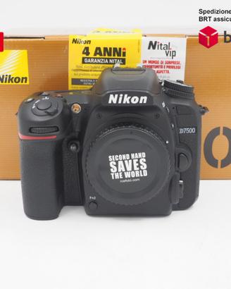 Nikon D7500