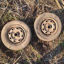 cerchi e gomme Ford Fiesta 1° serie