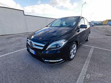 Mercedes-benz B 180 BlueEFFICIENCY Prem. TETTO/NAV
