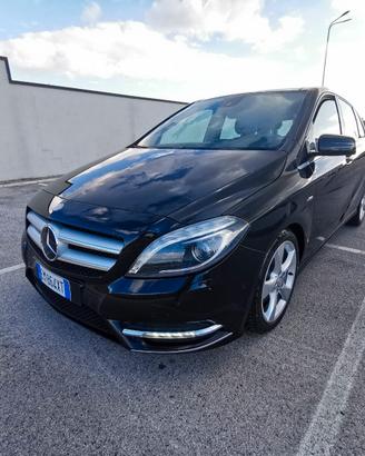 Mercedes-benz B 180 BlueEFFICIENCY Prem. TETTO/NAV