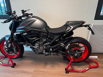 Ducati Monster 937