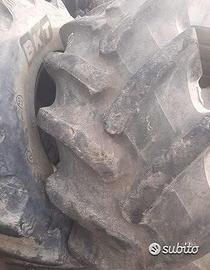 Gomma pneumatico usato 520 70 30 Pirelli