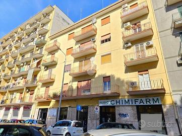 3 LOCALI A TARANTO