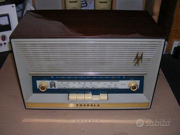 Radio d'epoca Phonola 687 con estensione gamma FM