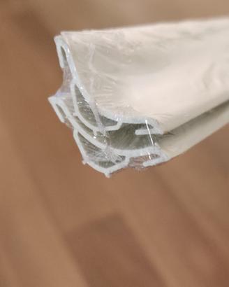Profilo bordo vasca stondato PVC bianco