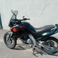 aprilia pegaso 650