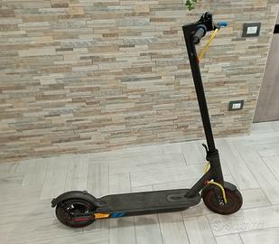 Monopattino elettrico XIAOMI PRO 1