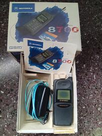 Motorola 8700