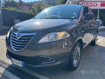 Lancia Ypsilon 1.3 MJT 16V 95 CV 5 porte S&S Plati