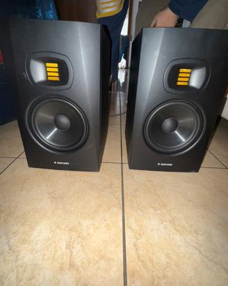 Adam t7v audio studio