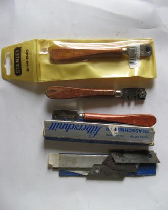 Utensili TAGLIAVETRI manuali: 1 nuovo e 2 usati