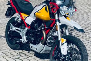 Moto Guzzi V85TT