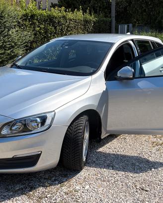 VOLVO V60 2.0 D2 # UNICO PROPRIETARIO