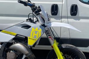 Husqvarna TC 125 Motard