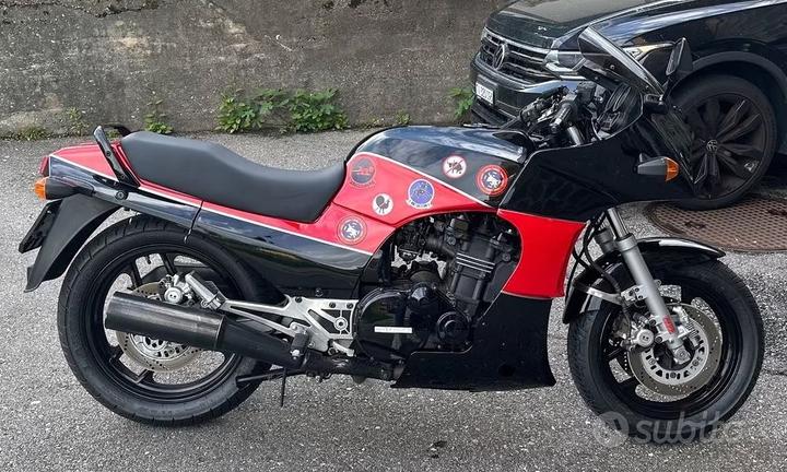 Kawasaki GPz 750 R Top Gun