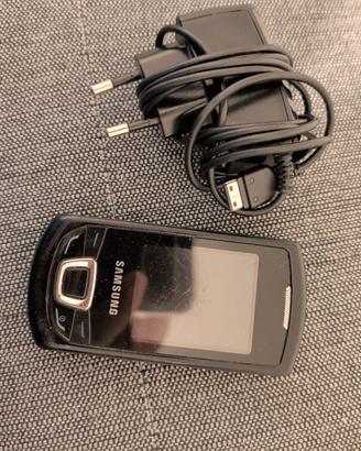  Samsung GT-E2550