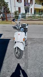scooter kimco 200i