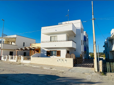 Vendesi Appartamento a 30 mt dal mare