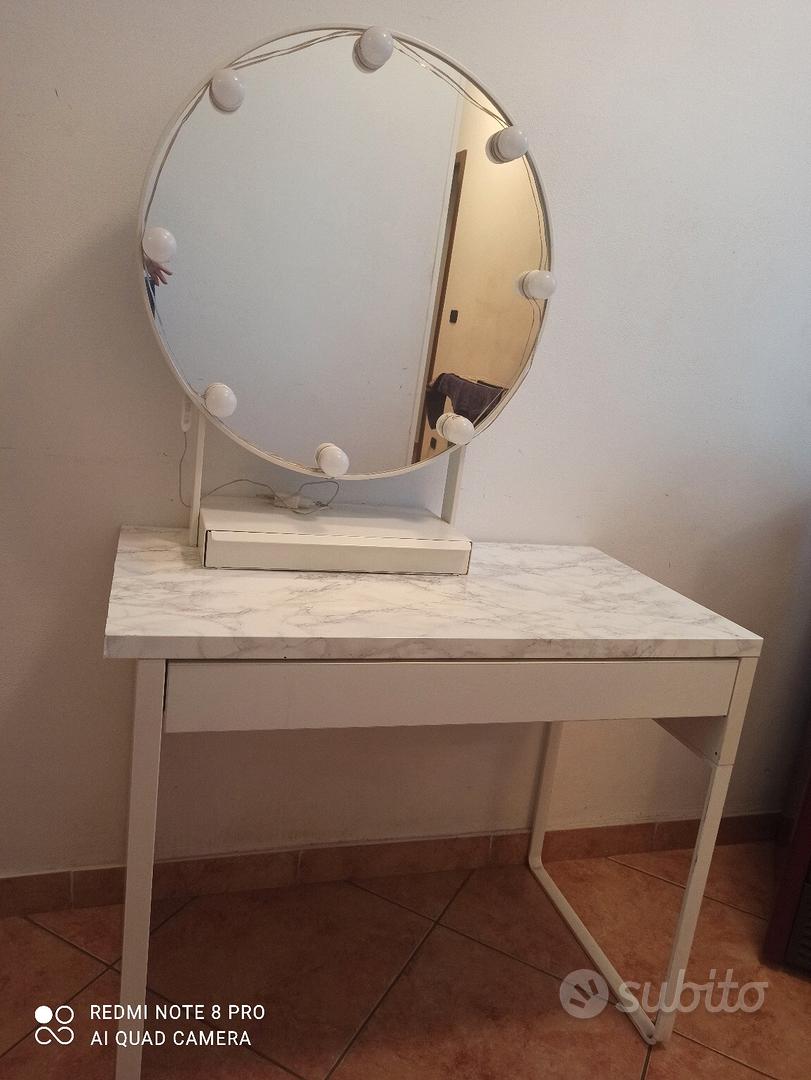 scrivania e specchio trucco. - Arredamento e Casalinghi In vendita a Modena