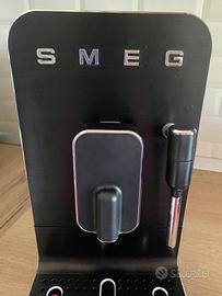 Macchina caffe a grani smeg