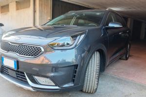 KIA Niro HEV 1.6 GDi DCT Energy (full optional)