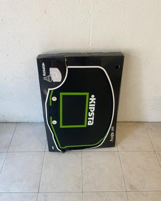 Canestro nuovo nemmeno tolto dall’imballaggio