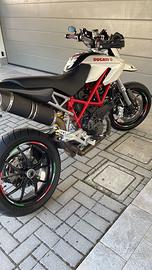 Ducati hyper motard