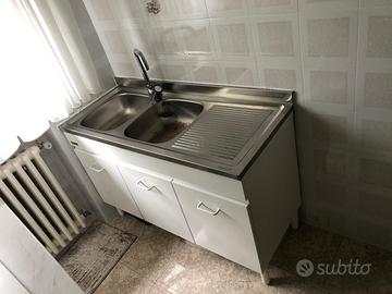 Piano cottura e lavandino