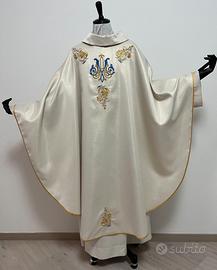 Casula bianca mariana con Monogramma B47