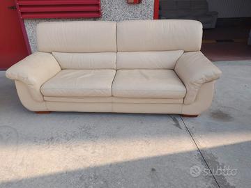 Divano e Poltrona in verra pelle 