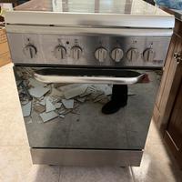 Cucina a gas con forno