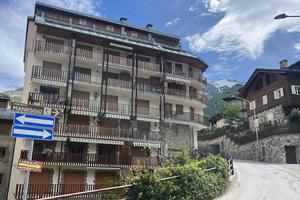 Limone centrale via San Giovanni 9